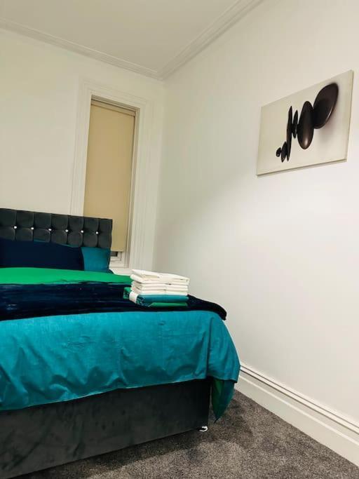 Bespoke 2 Bedroom Apt Derby City Екстериор снимка
